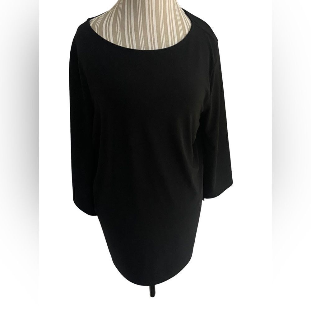 Chicos size 3 (XL) top in excellent condition see pics great basic piece